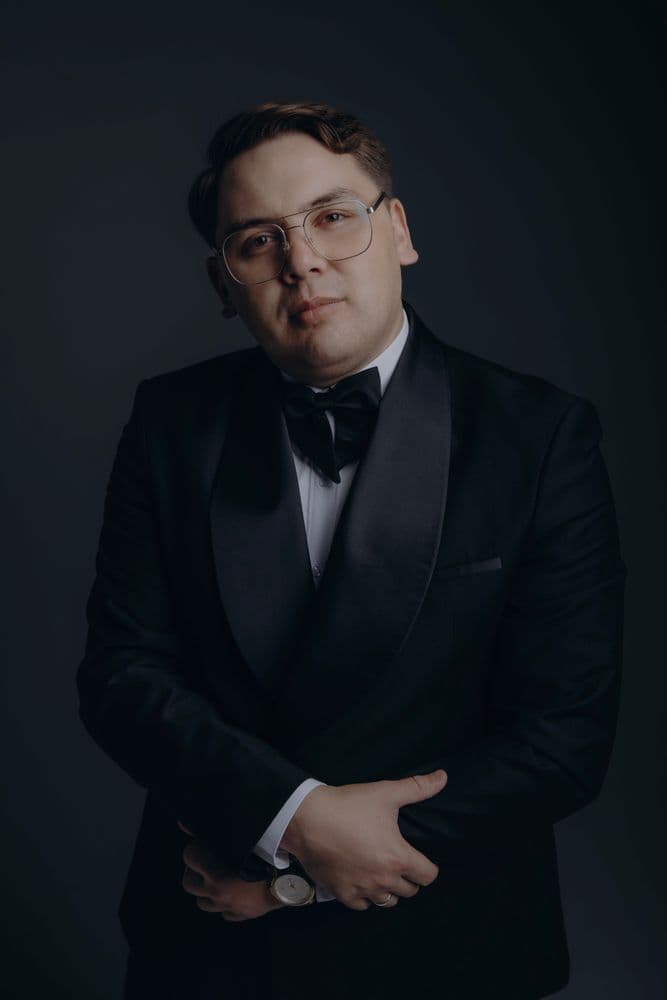Артисттің суреті Рустем Абуов